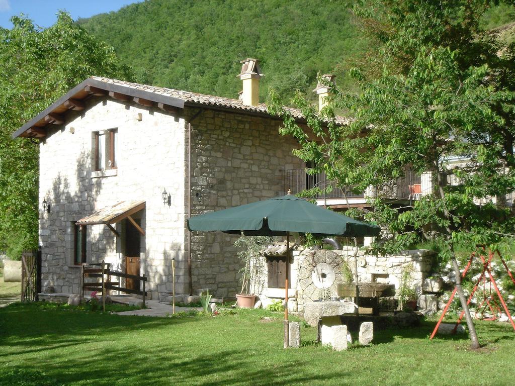 Gasthaus La Mola Maringalli Cascia Exterior foto